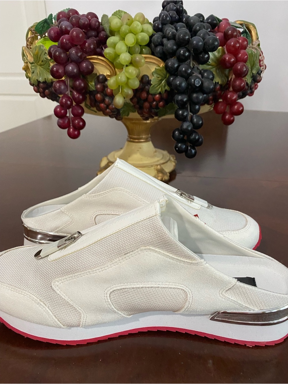 DKNY White Slip-On Mules with Red Logo and Pink Accent - Picture 8 of 12